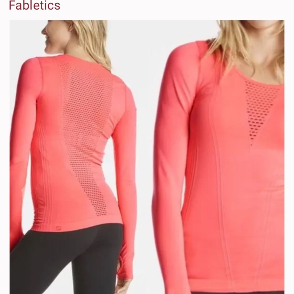 Fabletics Workout Activewear Top